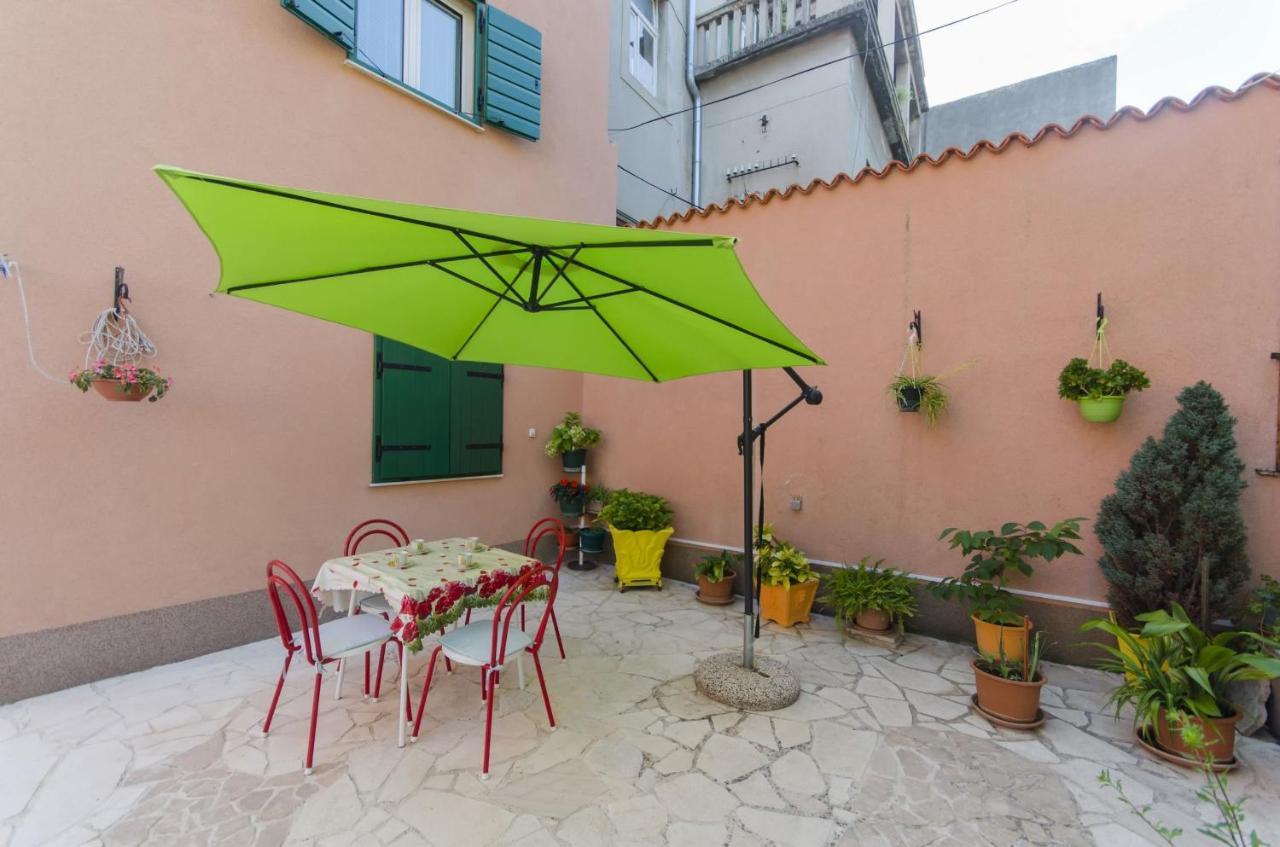 House Poets street in old Sibenik Villa Buitenkant foto